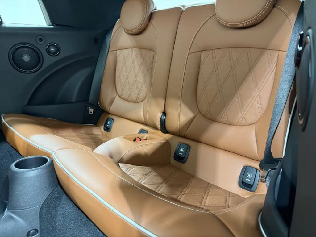 Mini John Cooper Works Cabrio