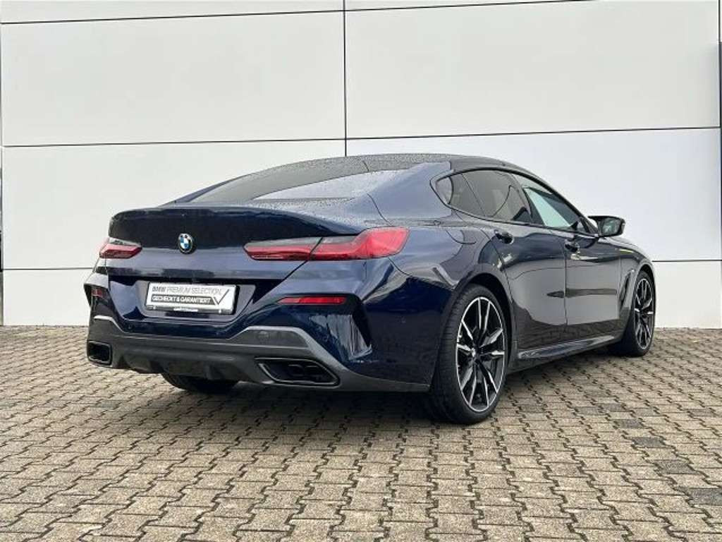 BMW M850