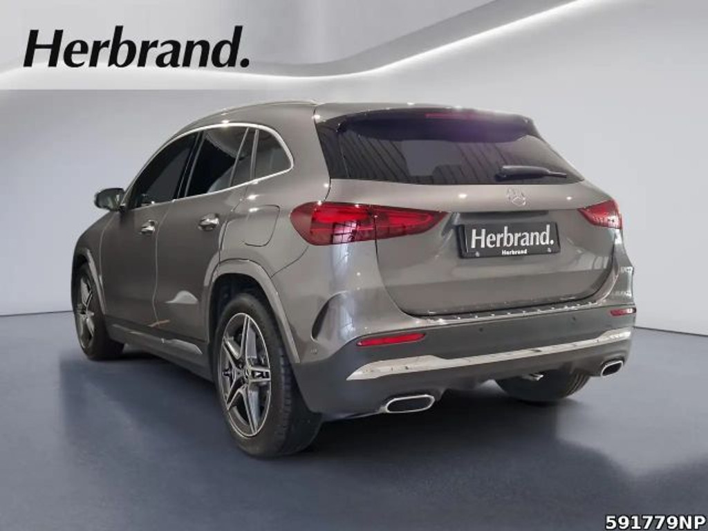 Mercedes-Benz GLA-Klasse