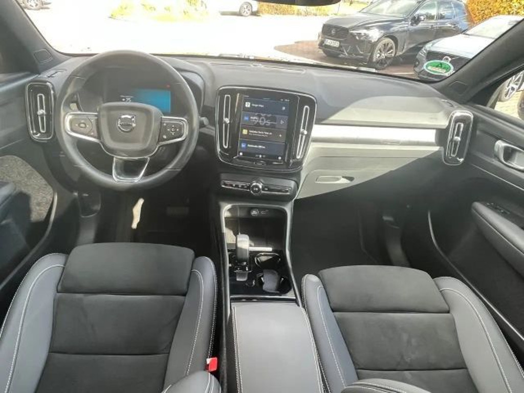 Volvo C40