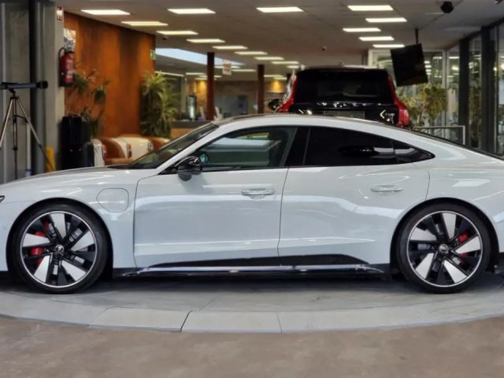 Audi e-tron GT