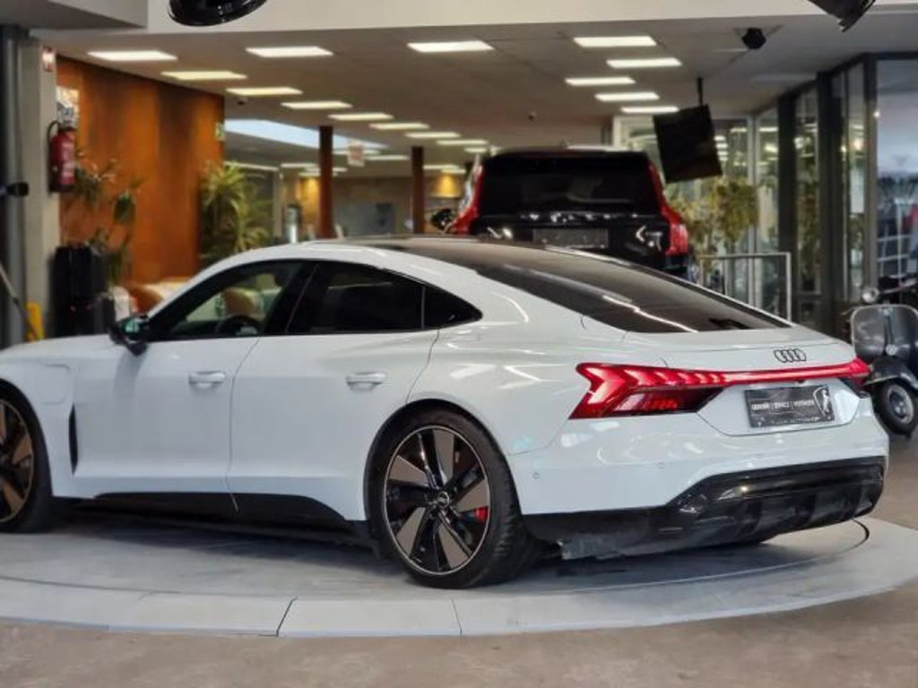 Audi e-tron GT