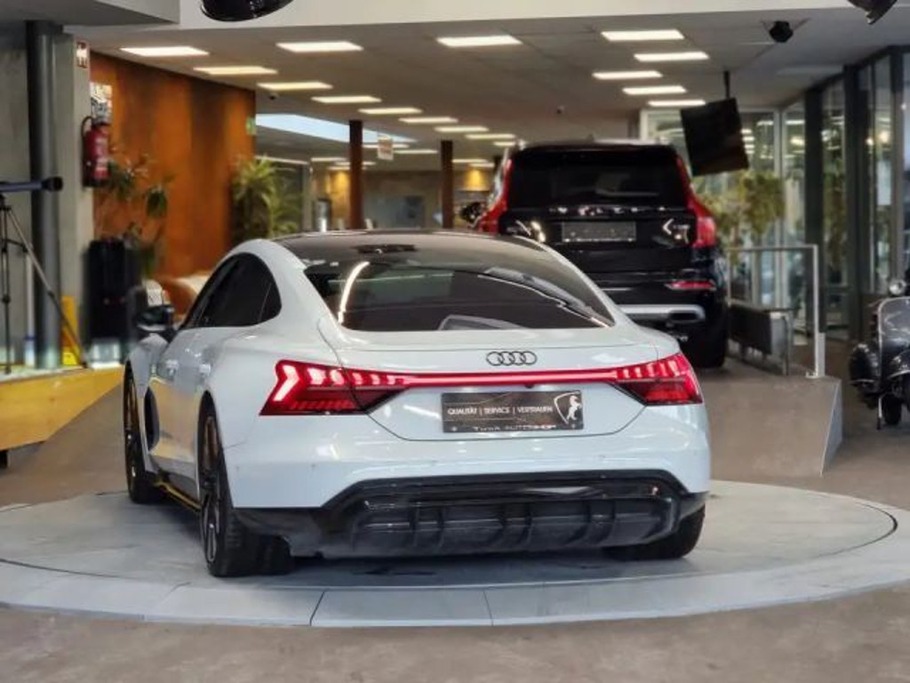 Audi e-tron GT