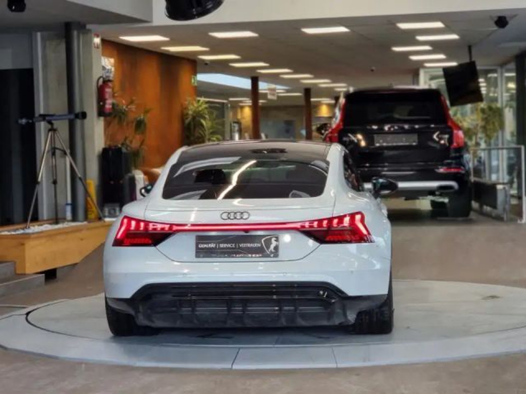 Audi e-tron GT