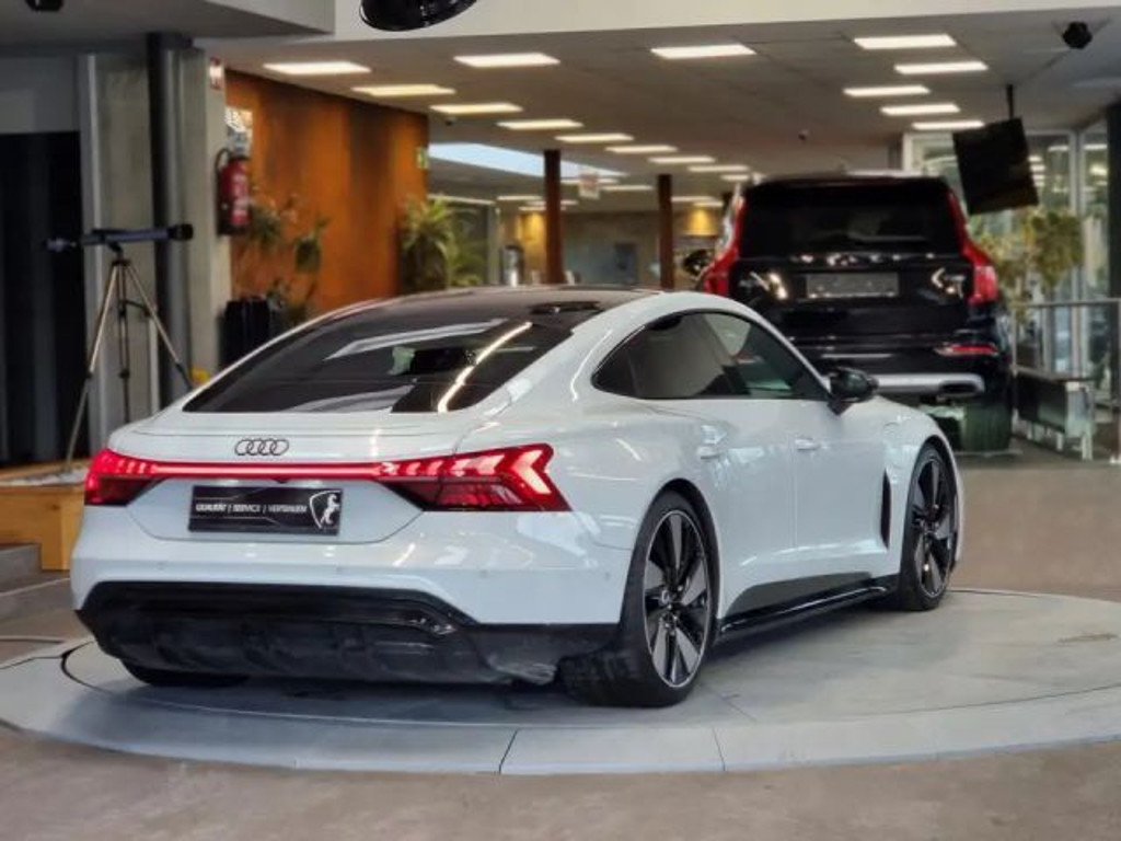 Audi e-tron GT
