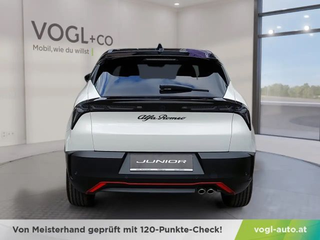 Alfa Romeo Junior