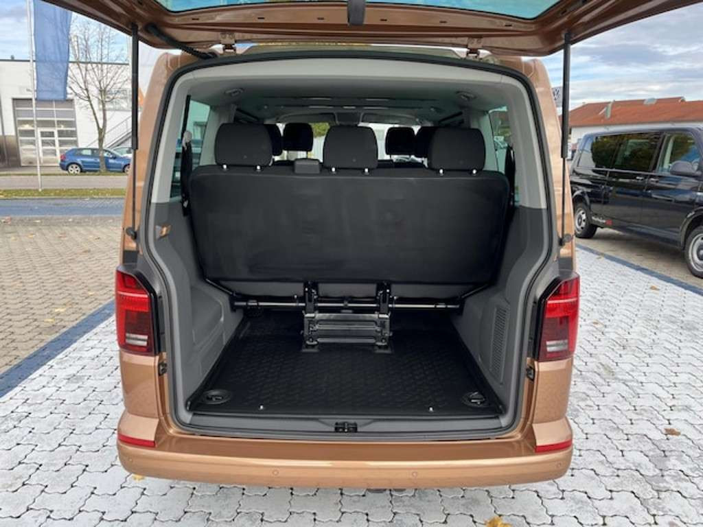 Volkswagen Caravelle