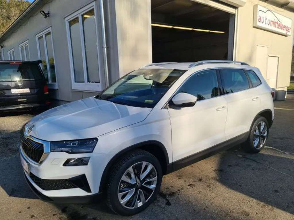 Skoda Karoq 2023 Benzine