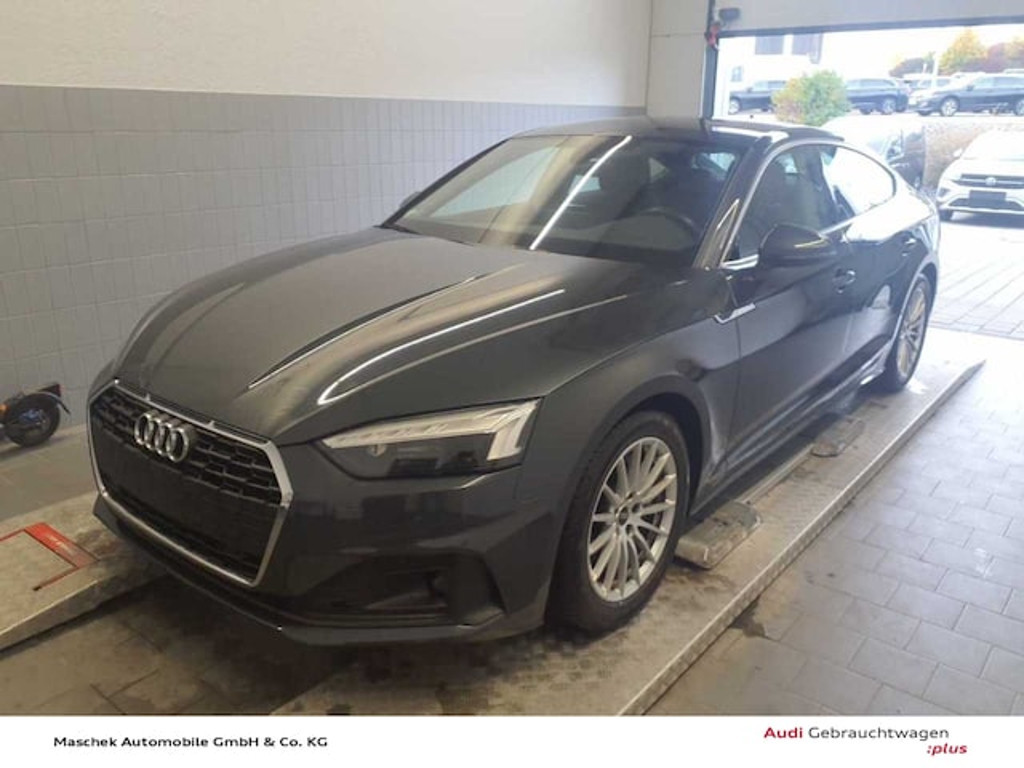 Audi A5 2022 Benzine
