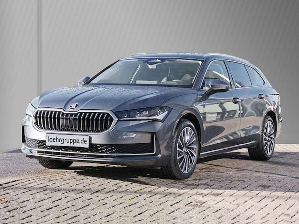 Skoda Superb 2024 Hybride Benzine