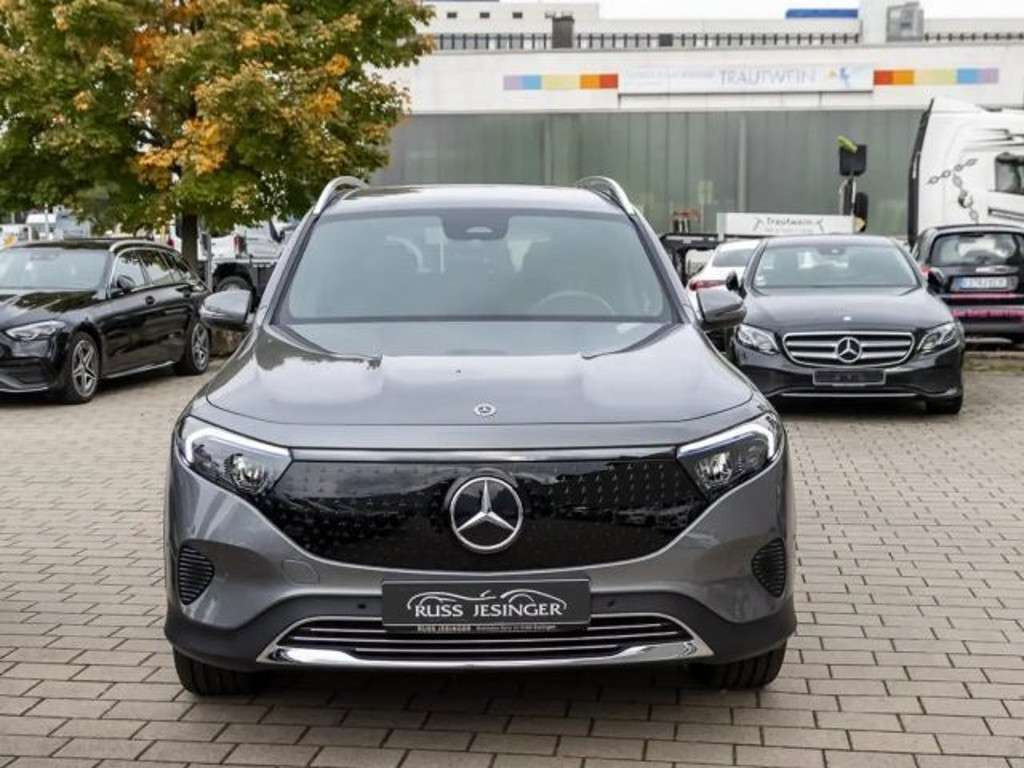 Mercedes-Benz EQB