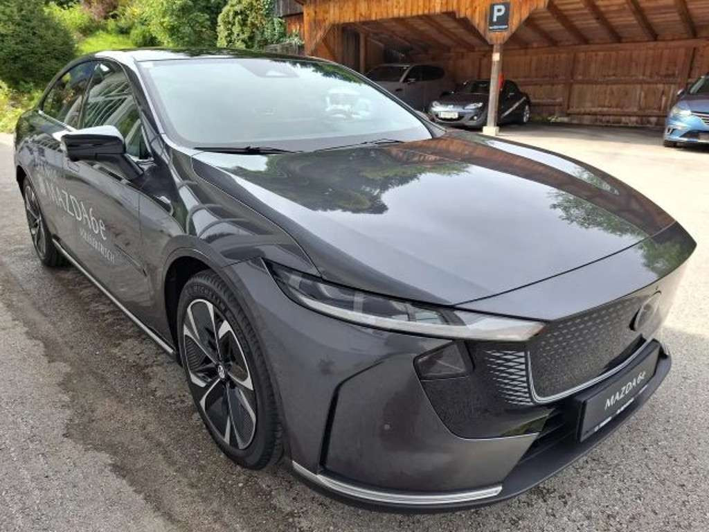 Mazda 6e