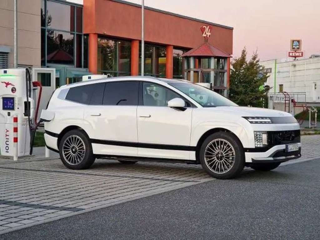 Hyundai IONIQ 9