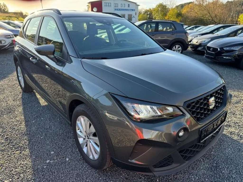 Seat Arona 2024 Benzine