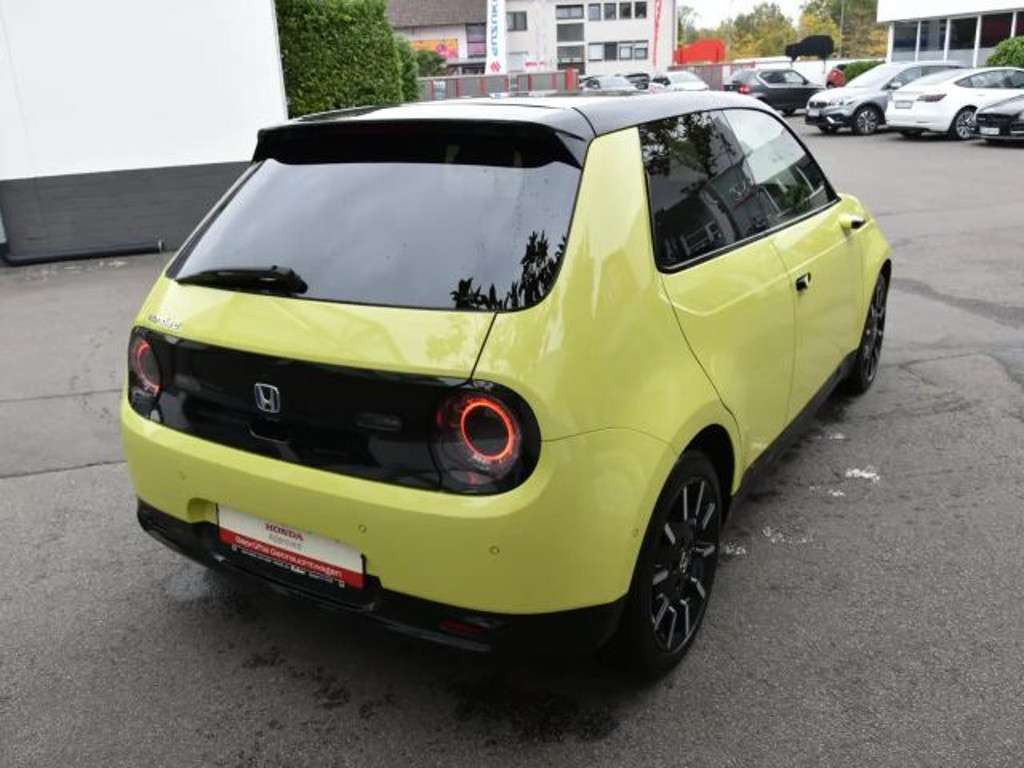 Honda e