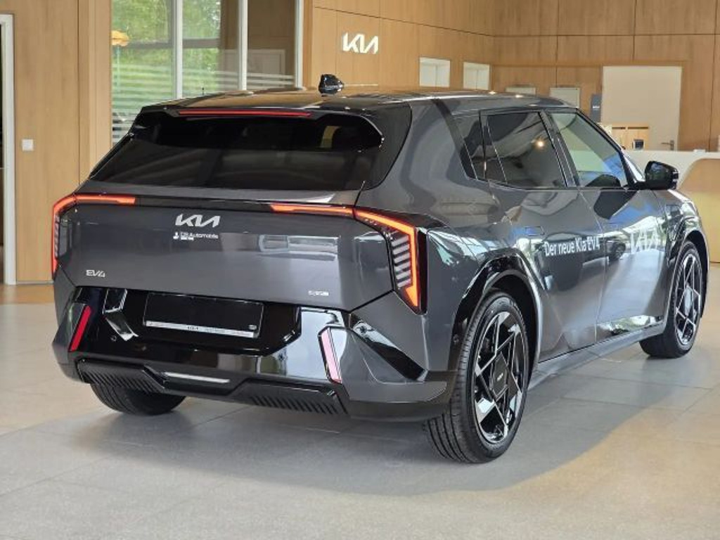 Kia EV4
