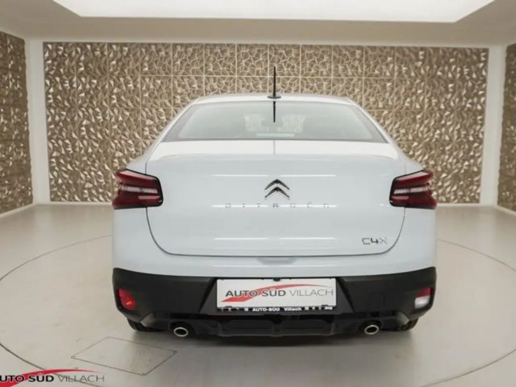 Citroën C4 X