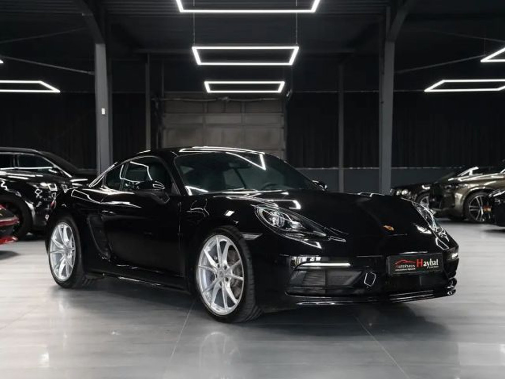Porsche Cayman 2022 Benzine