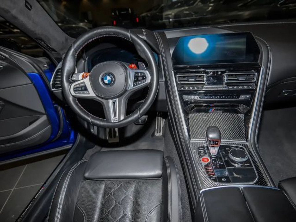 BMW M8