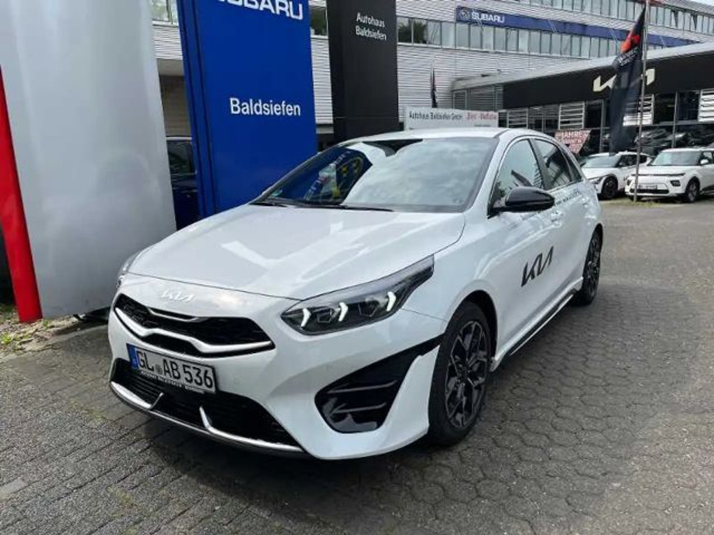 Kia Ceed 2025 Benzine