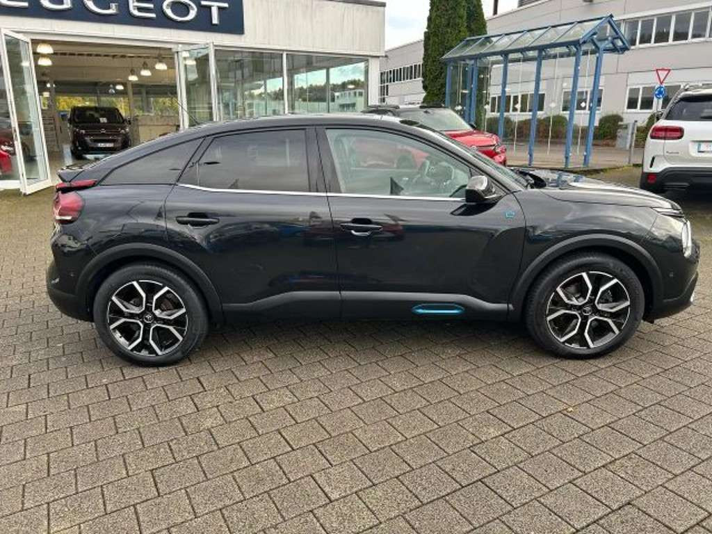 Citroën Ë-C4