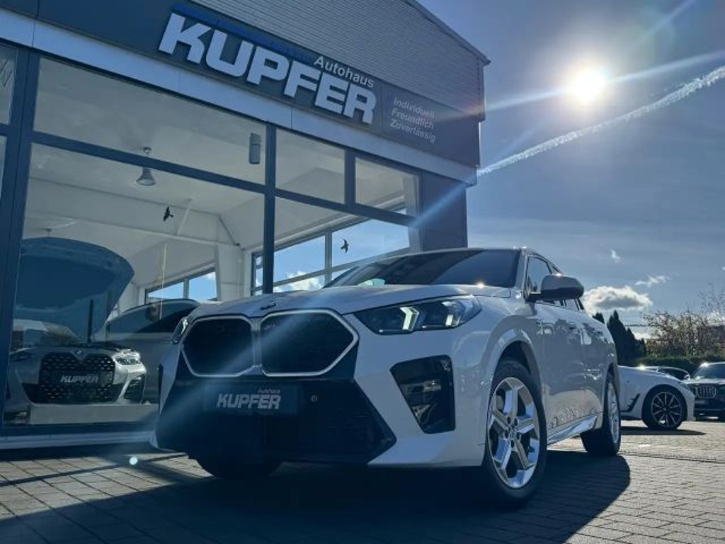 BMW X2