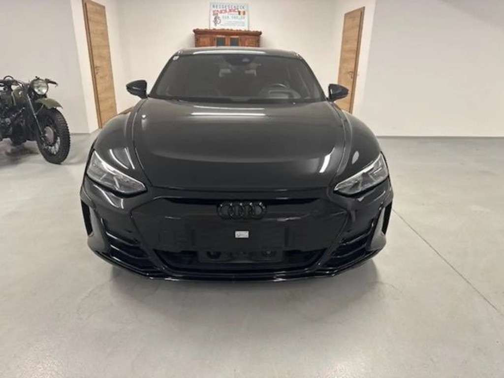 Audi e-tron GT