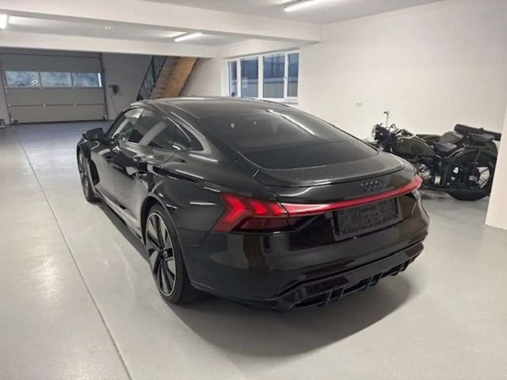 Audi e-tron GT