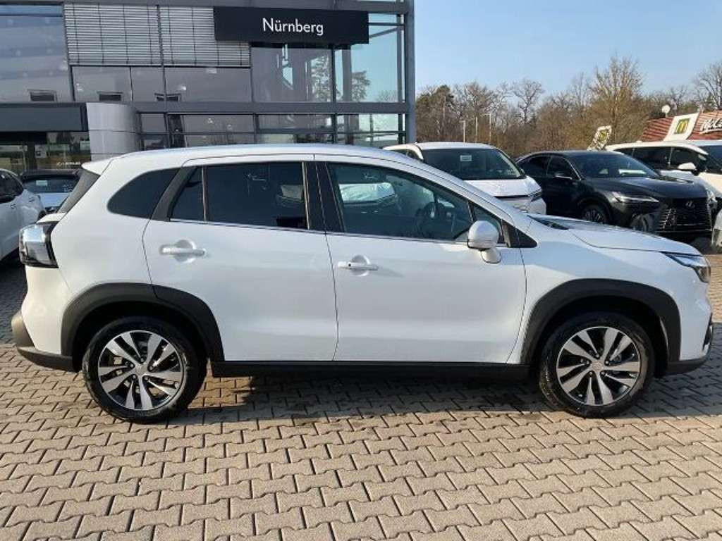 Suzuki S-Cross