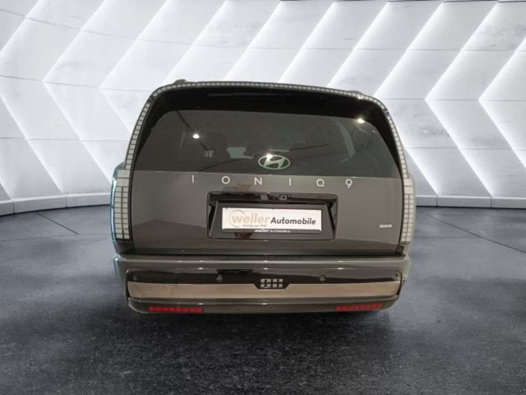 Hyundai IONIQ 9