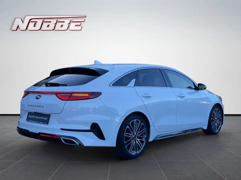 Kia ProCeed