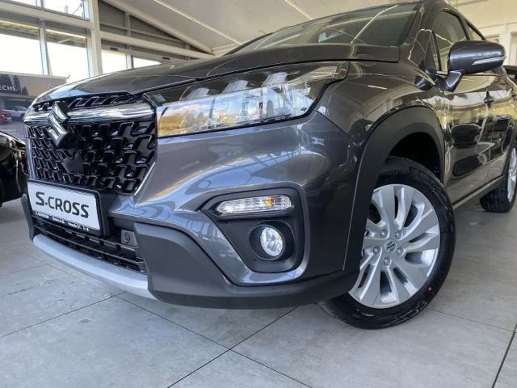 Suzuki S-Cross