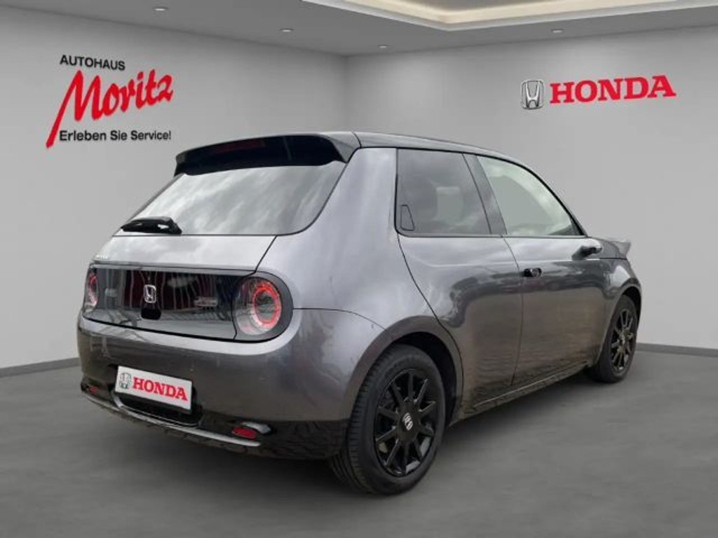 Honda e