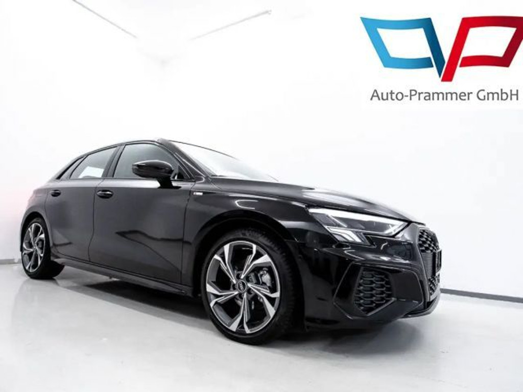 Audi A3 2023 Benzine