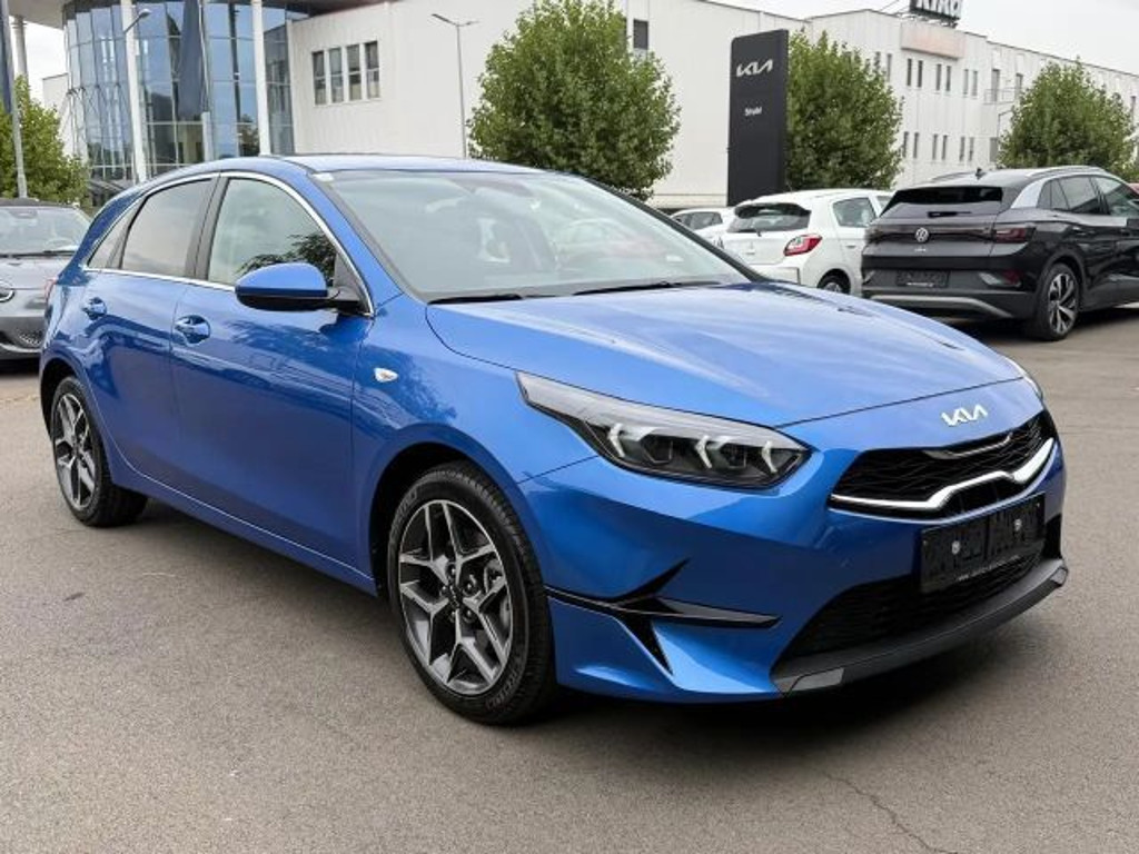 Kia Ceed 2025 Benzine