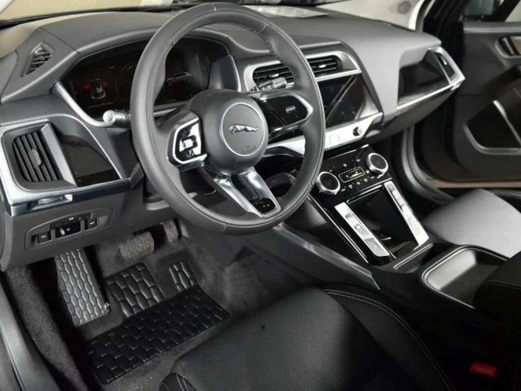 Jaguar I-Pace