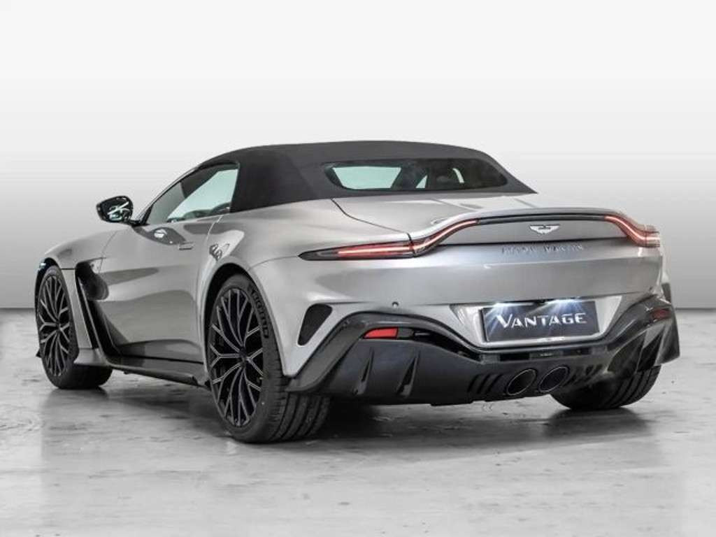 Aston Martin Vantage