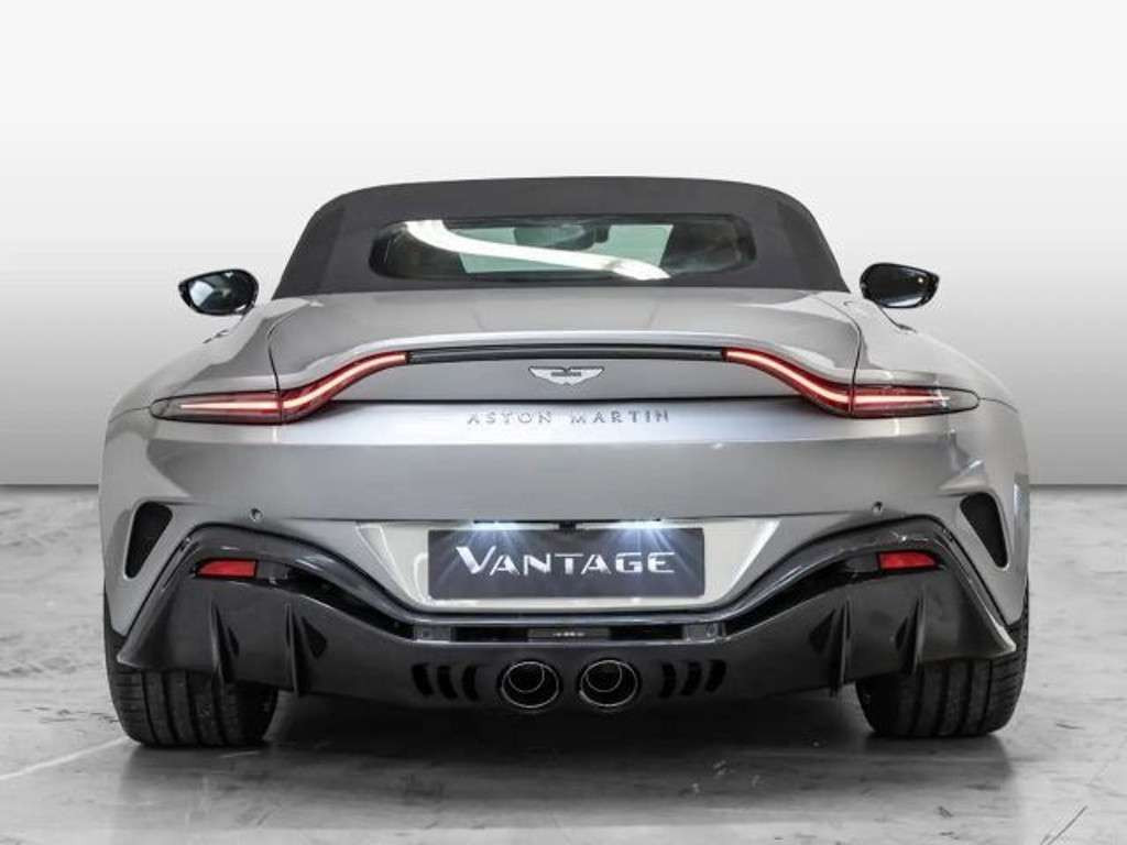 Aston Martin Vantage