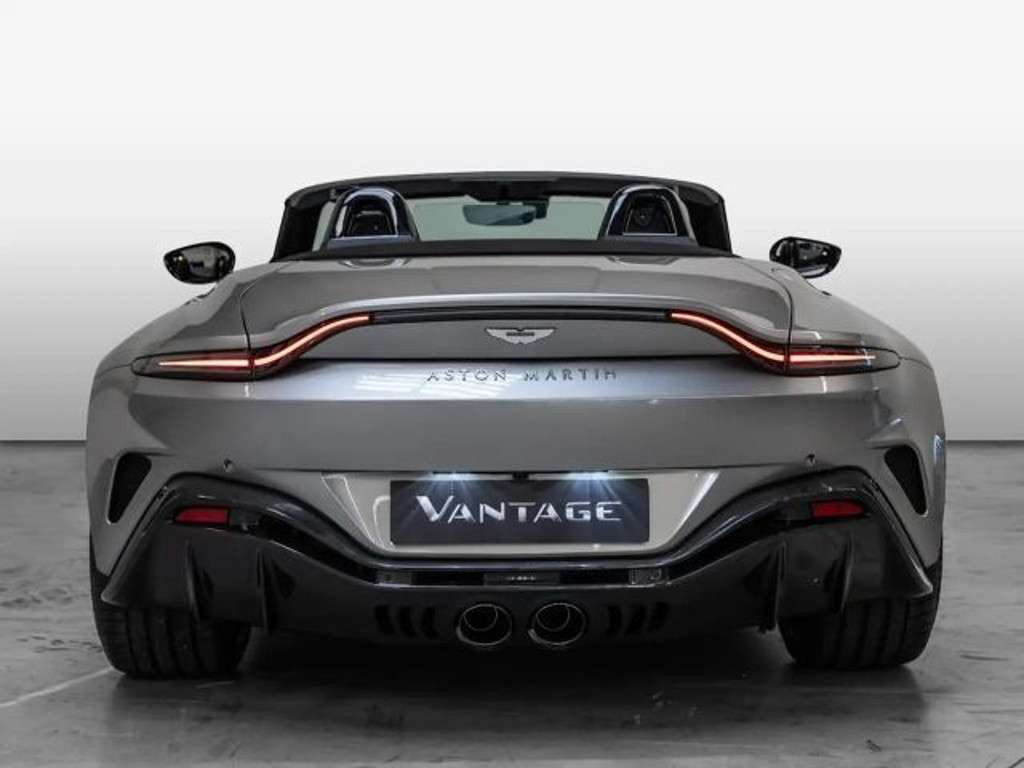 Aston Martin Vantage