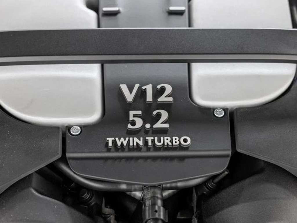 Aston Martin Vantage