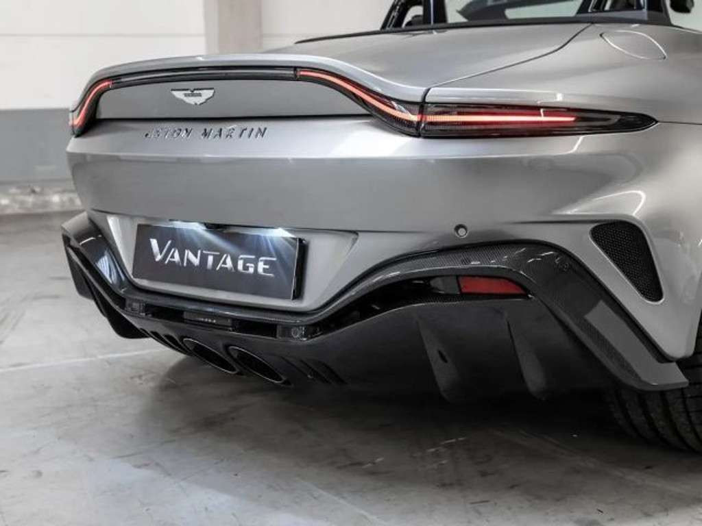 Aston Martin Vantage