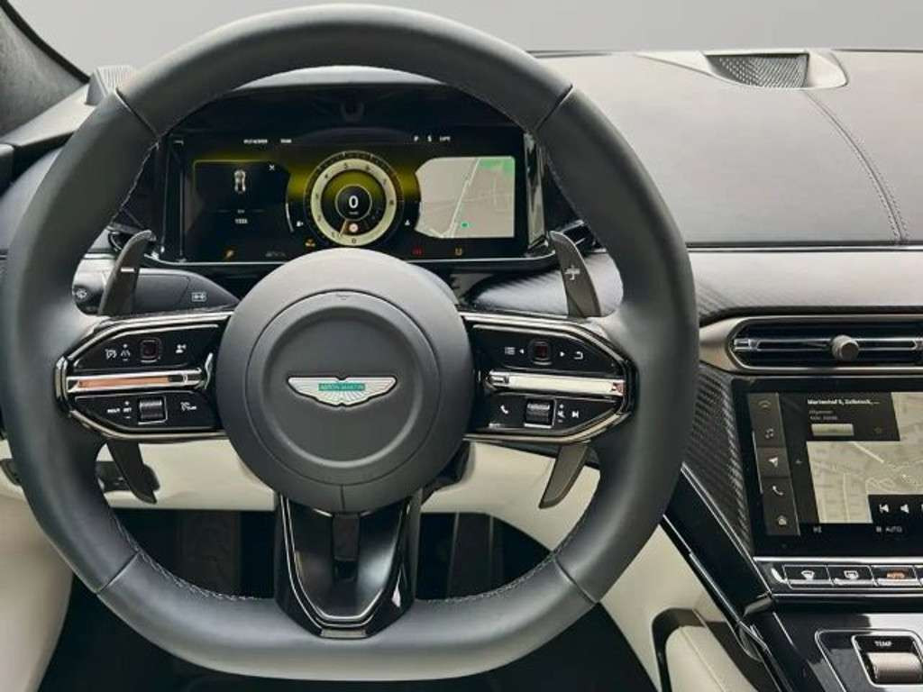 Aston Martin Vantage