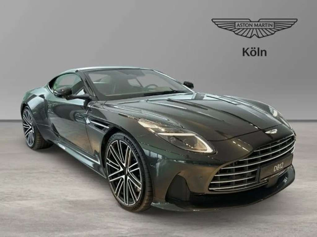 Aston Martin DB12 2024 Benzine