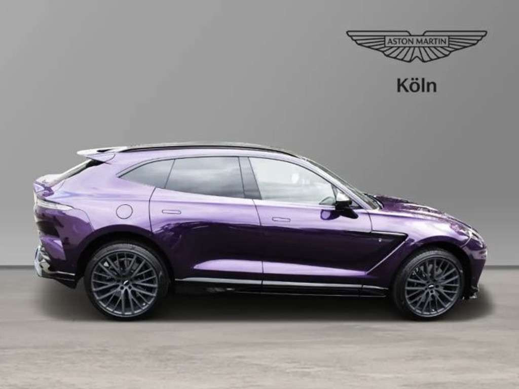 Aston Martin DBX