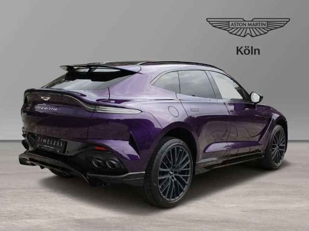 Aston Martin DBX