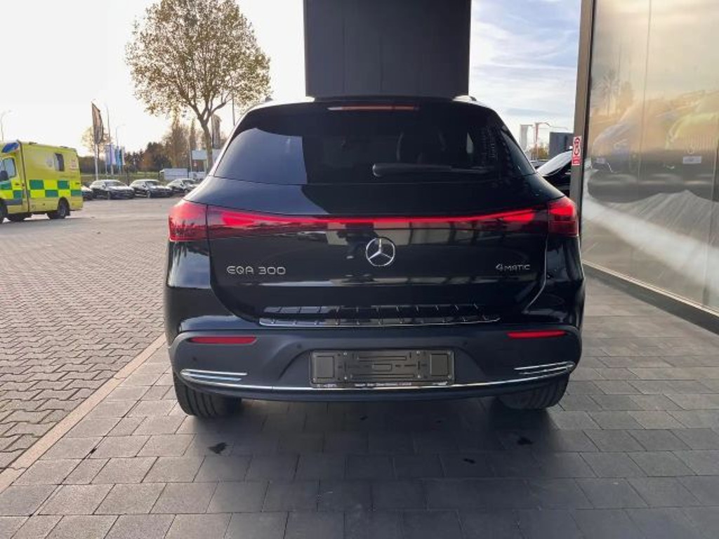 Mercedes-Benz EQA