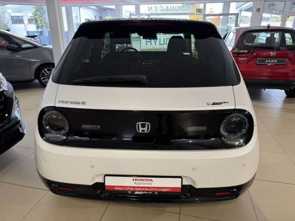 Honda e
