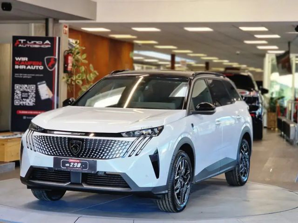 Peugeot 5008 2025 Benzine