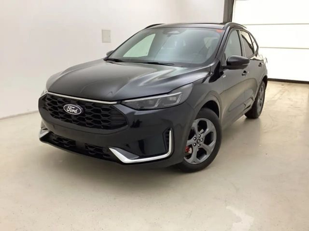 Ford Kuga 2025 Benzine