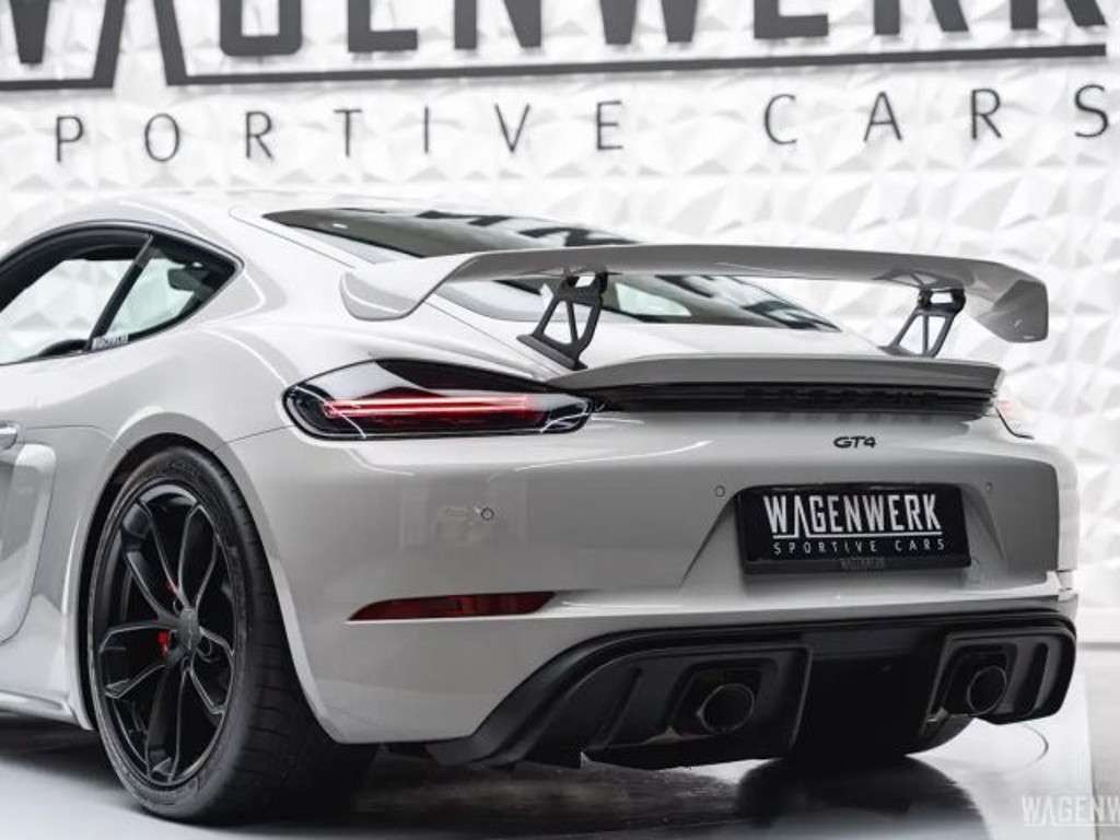 Porsche Cayman
